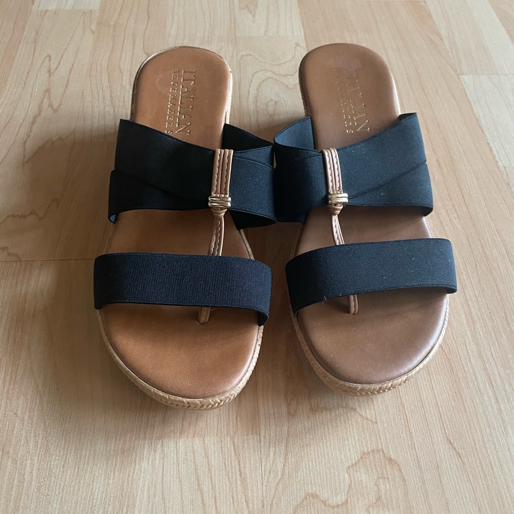 Italian shoemakers Neeks thong Espadrille Sandals Black Size 9